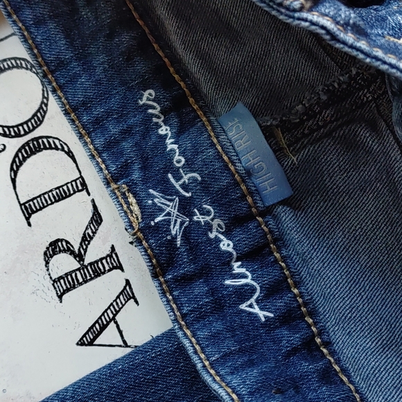 Almost Famous Distressed High Rise Blue Jeans - Picture 3 of 8